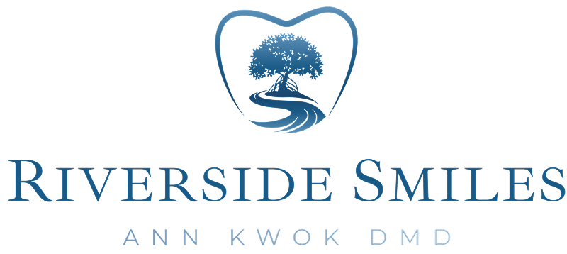 Riverside Smiles Logo
